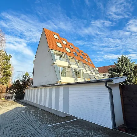 Golden Coast * Siófok